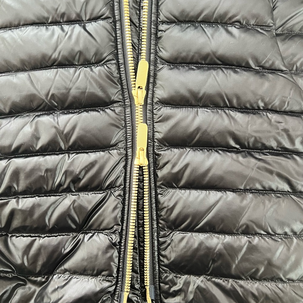Lululemon Pack It Down Vest Lustre Black NWT Size 10 - Picture 3 of 8